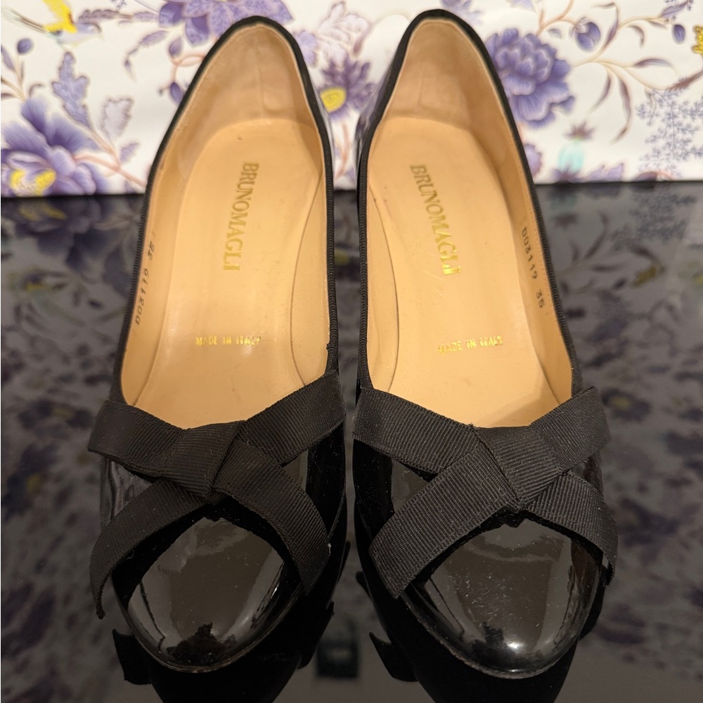 Bruno Magli Black Women's Shoes 35